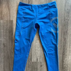 Virus Cropped Legging